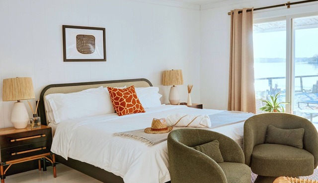 Aqua by American Beech - Deluxe King