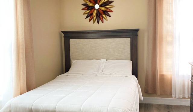 Artistic Quiet Retreat Ideal For Longer Stays