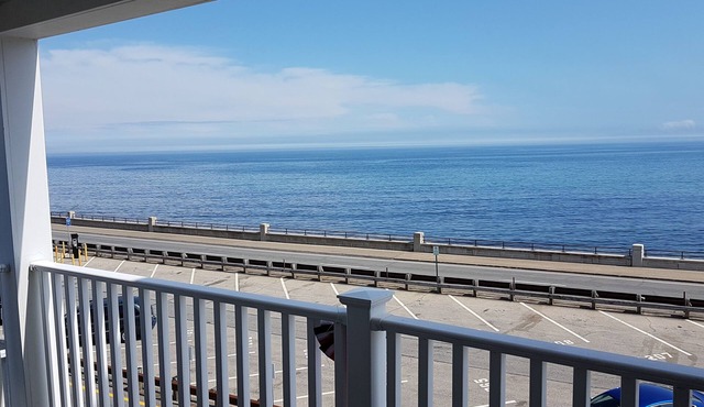 Atlantic Breeze Suites