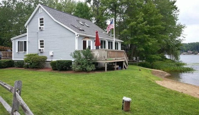 ~Baboosic Lake Waterfront Rental~