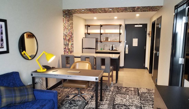 Backstage Vibe Lancaster Charm-ADA Suite w/Roll-in Shower & Hearing Accessible