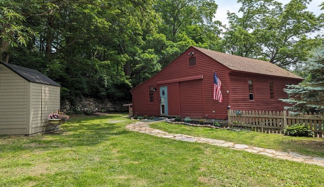 Barn Stay at Hanover Vineyards