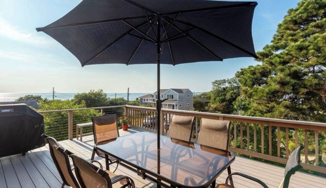 Bay Views and Panoramic Sunsets!