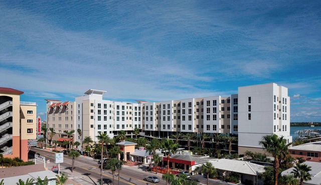 Beach Getaway! Two Convenient Suites, Near Clearwater Beach, Pool, Pets Allowed
