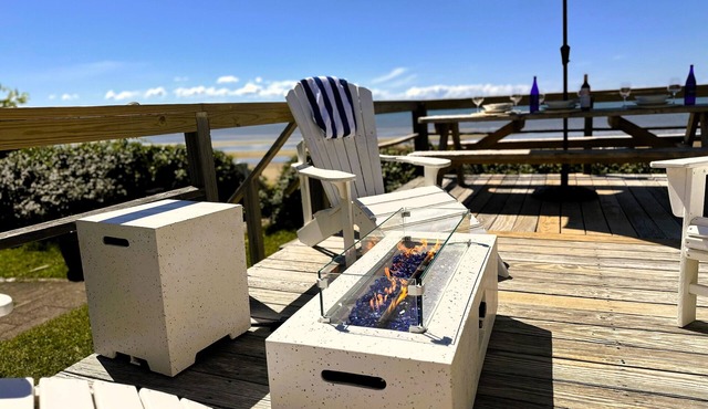 Beachfront~Seaside Sea-duction-Dog Friendly