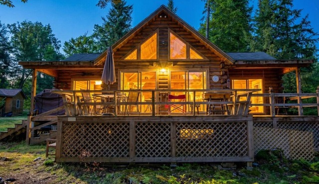 Bear Island Retreat - Quiet Cove on Lake Winnipesaukee