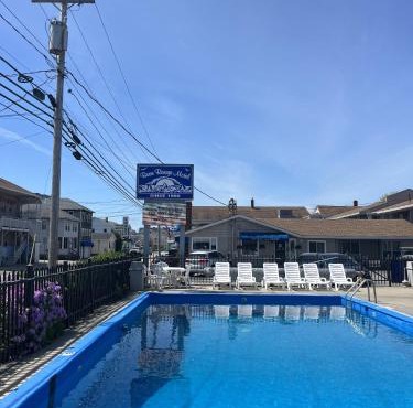 Beau Rivage Motel