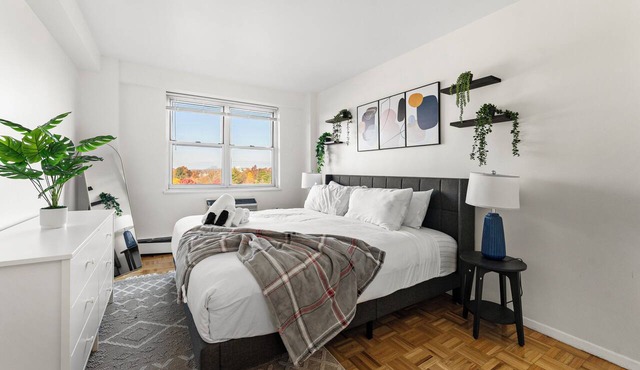 Beautiful 2bd/1.5ba Next to BU 74c3