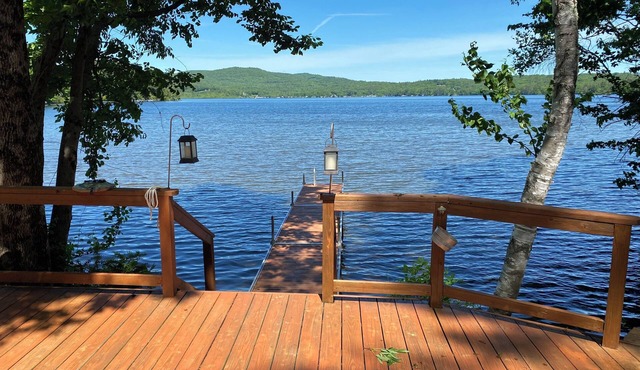 Beautiful 3 Bedroom Lake House on Webster Lake!