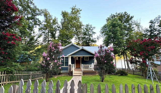 Beautiful 3 BR Home on Malone Lake - Great Views - Private Dock