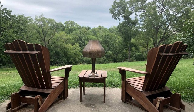 Beautiful and Luxurious Guest Suite Rental Ideal for Weekend Getaways from Kansas City
