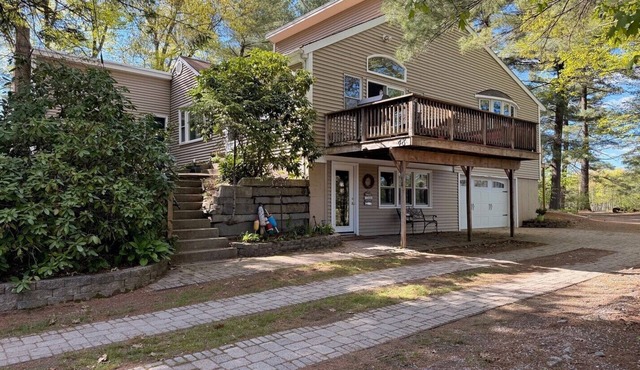 Beautiful Lakefront Home with Private Beach