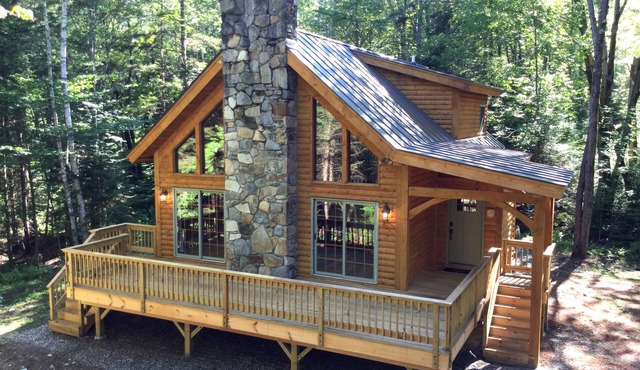 Beautiful Log Cabin in Weston, VT