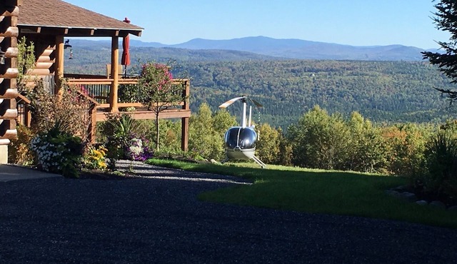 Beautiful Log Home w/Mountain and Lake Views & Hot Tub-Sleeps 8