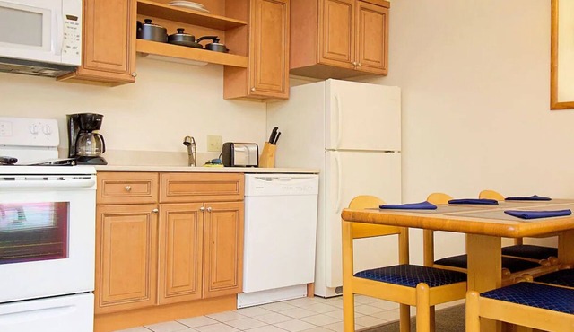 Beautiful, secluded, private resort in the heart of the Berkshires in Lenox, MA