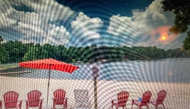 Beautiful Setting in Cardinal Lake,walk to the sandy beach & pool in Duluth