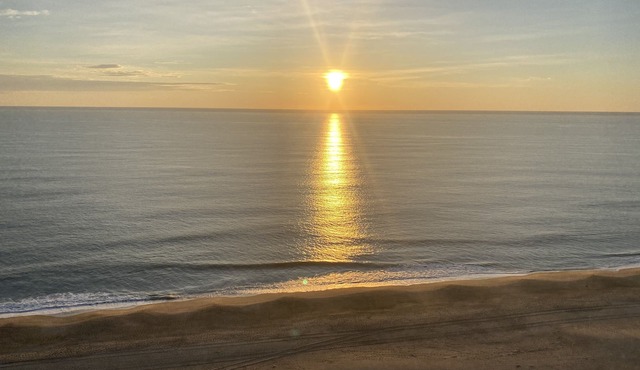 BEST OCEAN&BAY VIEW 2BR2BTH CALL HOST NOW FOR DISCOUNTS AUG. SEPT OCT LINENS TOO