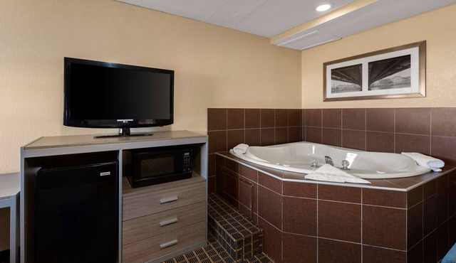 Best Western Adena Inn