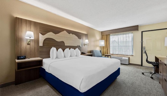 Best Western Center Pointe Inn