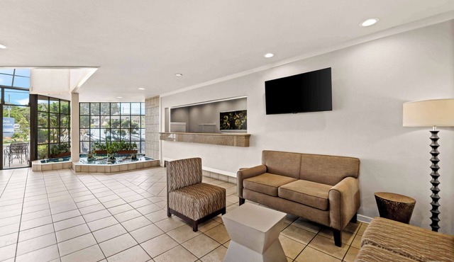 Best Western De Anza Inn