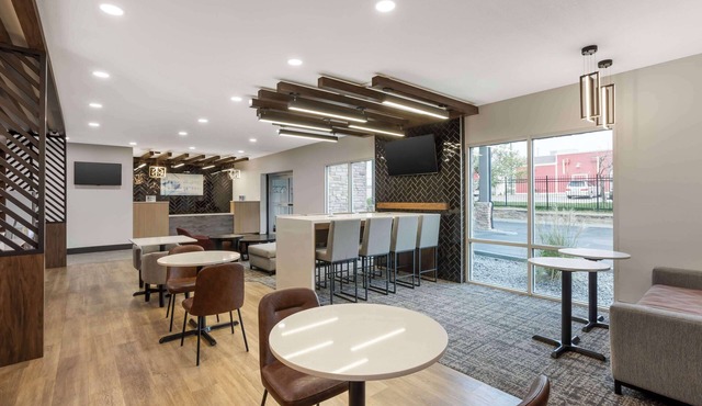 Best Western Plus Columbia Inn