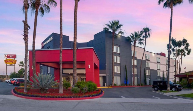Best Western Plus Commerce Hotel