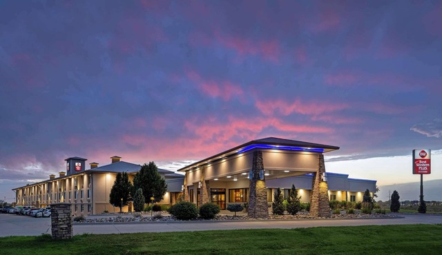 Best Western Plus Mid Nebraska Inn & Suites