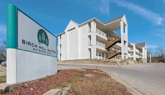 Birch Hill Suites Kansas City – Independence