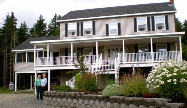 Blue Heaven at Blue Hill - Classic Maine Living near Acadia!