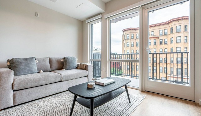 Blueground | Columbia Heights, rooftop pool, nr Meridian Hill Park