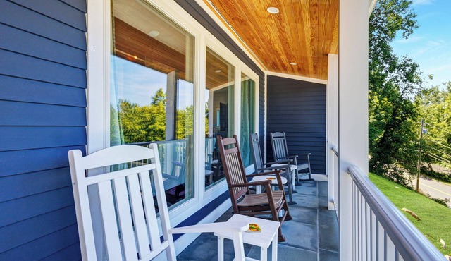Bluewater Lodge at Candlewood Lake
