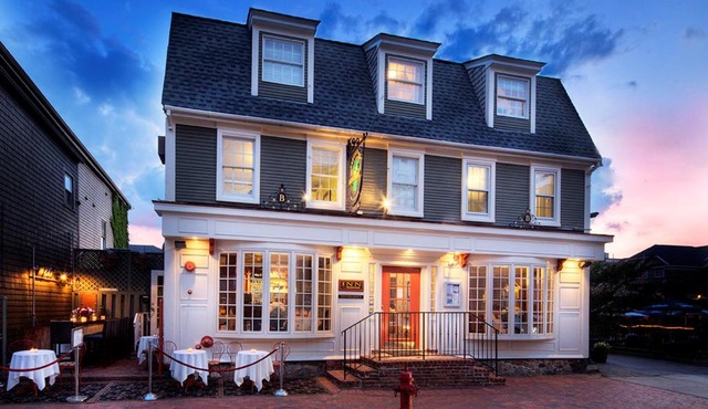 Bouchard Restaurant & Inn