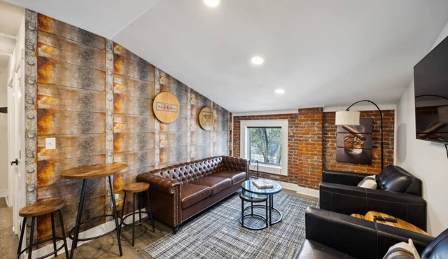 Boutique Hotel | The Bourbon Suite