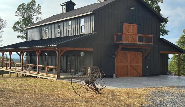 BRAND NEW! THE BARN AT SUNSET FARM