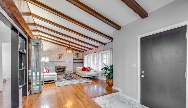 Bright Manchester Home with Fire Pit!