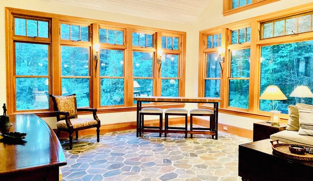 Bright & Spacious Eastman Cape-6 min. walk to Eastman Golf Links & Forbes Tavern