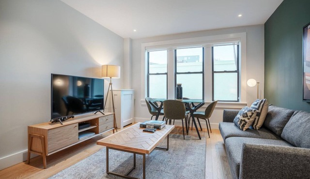 Brighton 2BR near St. Elizabeth's Hospital