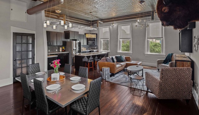 Broadway Luxe Loft