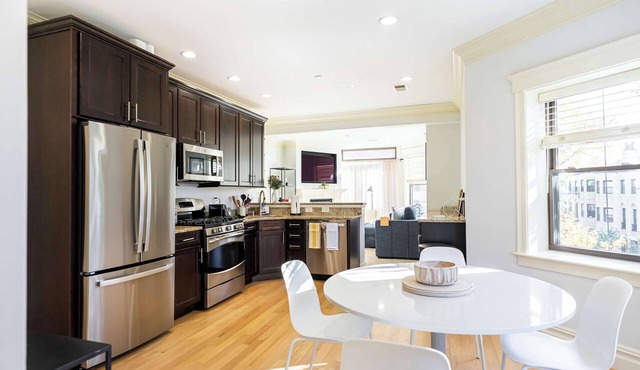 Brownstone Luxury Penthouse Condo
