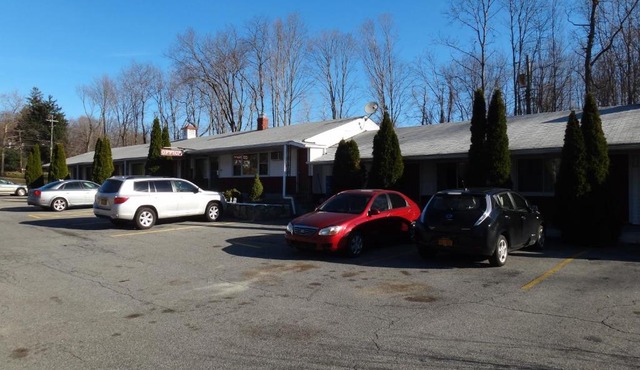 Budget Motor Inn- Mahopac