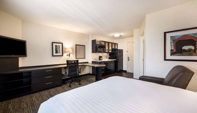 Business Comfort Near South Shore Plaza | Near Boston’s Convention Center