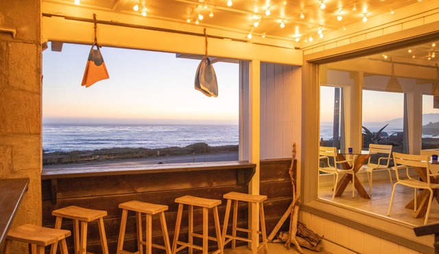 Cambria Beach Lodge
