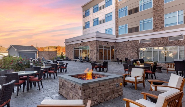 Cambria Hotel Manchester South Windsor