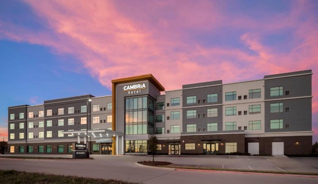 Cambria Hotel Northlake Conference Center - Roanoke
