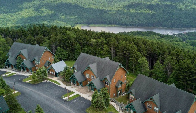 Camp 4 #2: 2 Bedrooms, 2.5 Baths: Slope Side, Gas Fireplace.