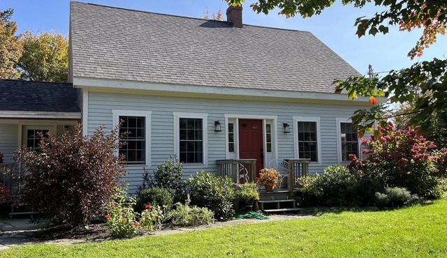 CAMP FIELD HOUSE – Private Blue Hill Summer Retreat