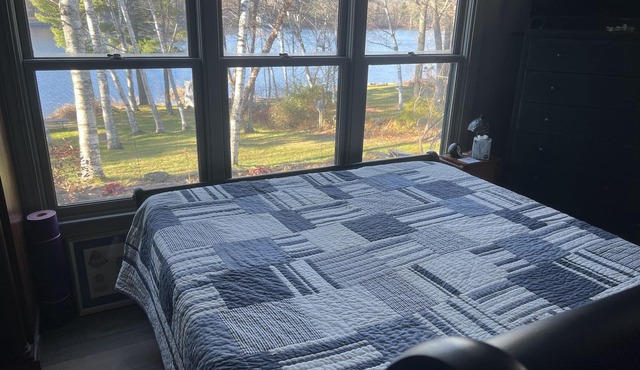 Camp Quality Time on Wilson Lake 3-bedroom, hot tub