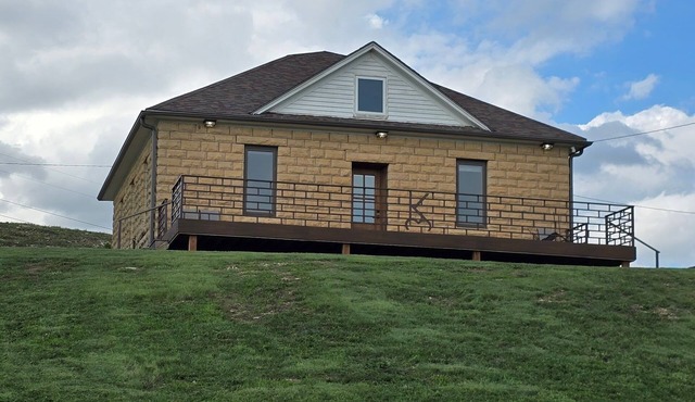Canyon Acres Ranch Horse-Friendly Kansas Retreat