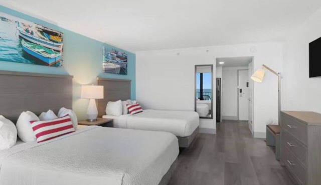 Captain’s Beach Base | Schooner Building Oceanfront Stay