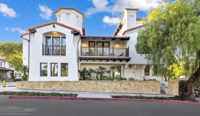 Casa Riviera 26 - Boutique Suites